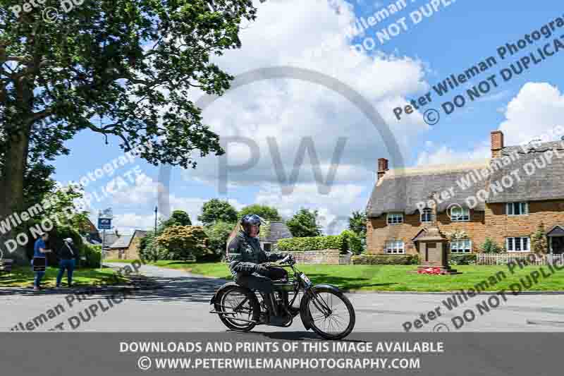 Vintage motorcycle club;eventdigitalimages;no limits trackdays;peter wileman photography;vintage motocycles;vmcc banbury run photographs